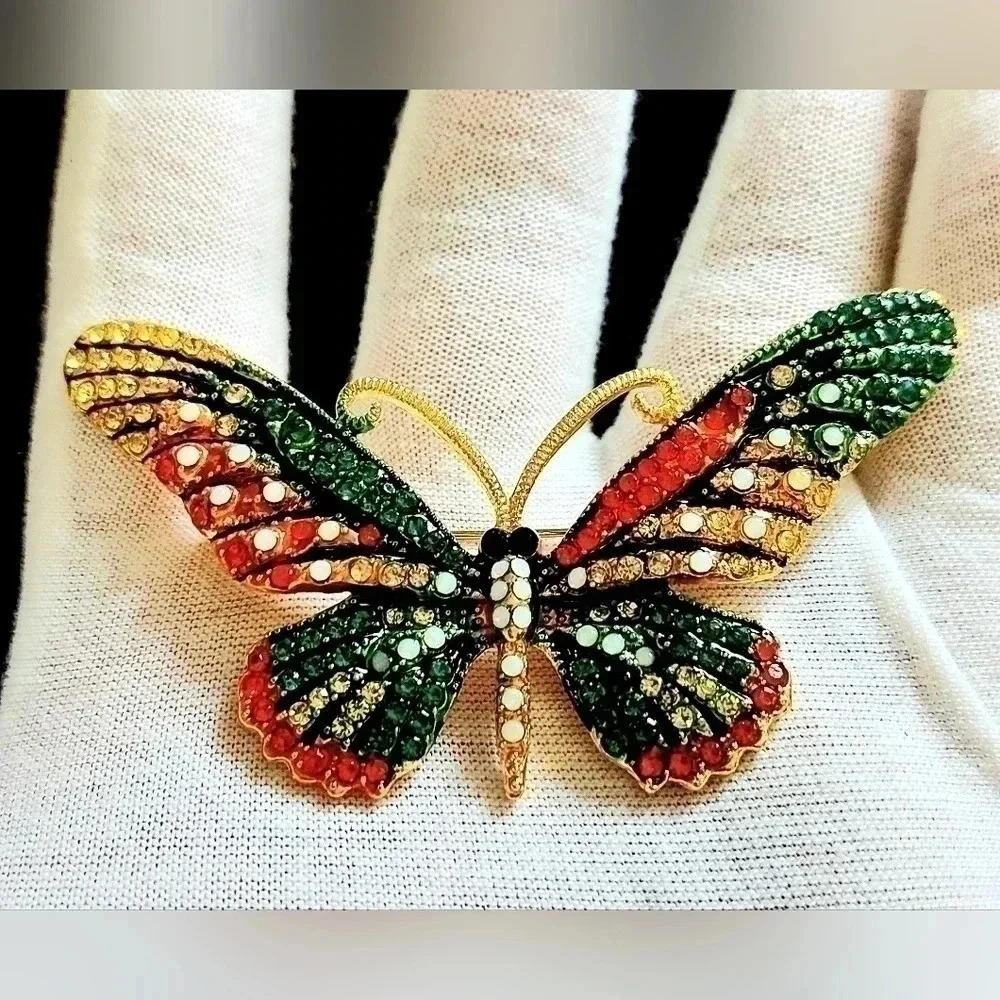 Rhinestones beautiful Butterfly Brooch